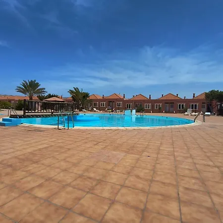 Casa Noble - Pool -wifi - Uk Tv Lägenhet